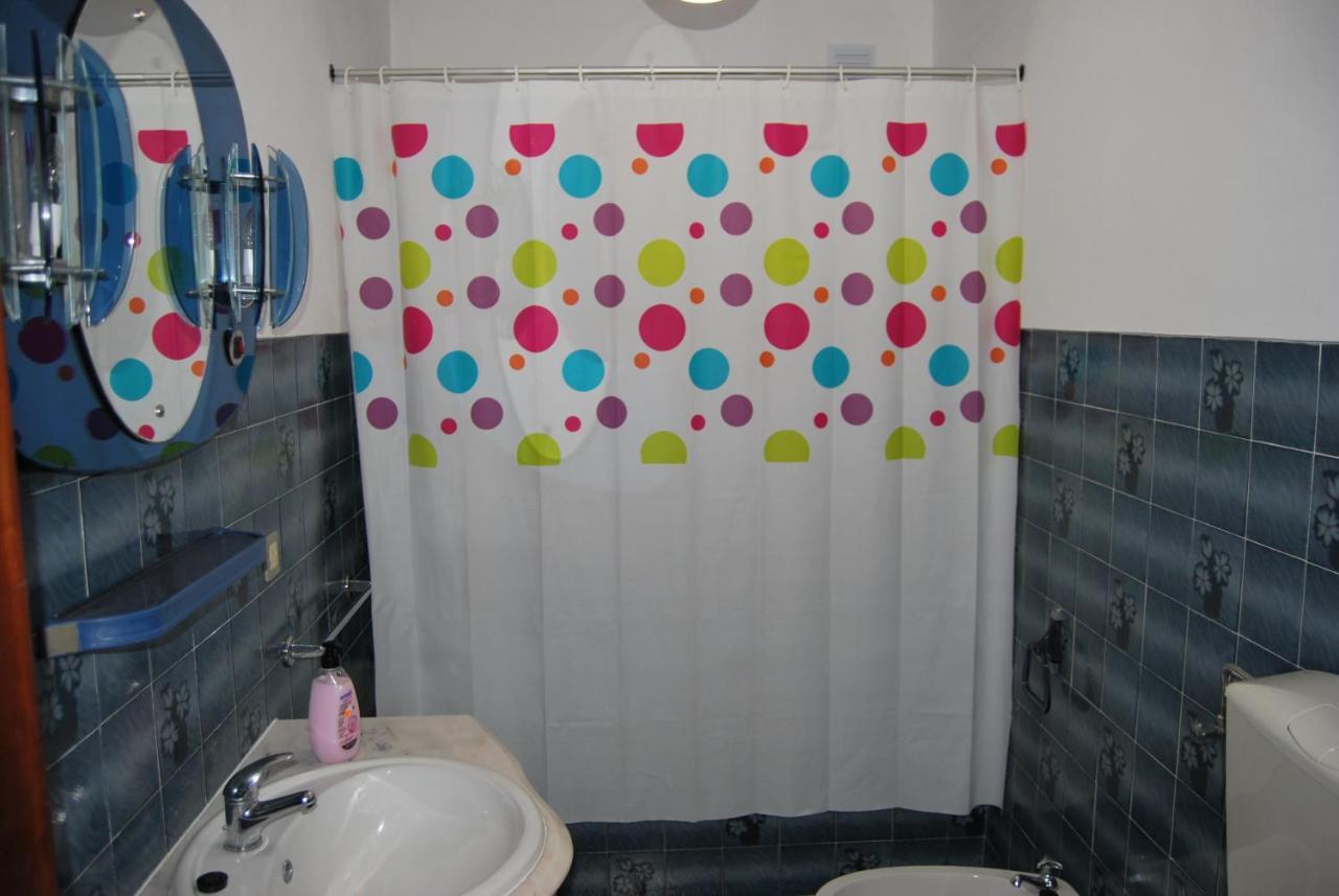 Apartamentos Mota Nazaré Buitenkant foto